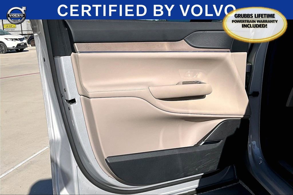 Certified 2025 Volvo EX90 Ultra image 24