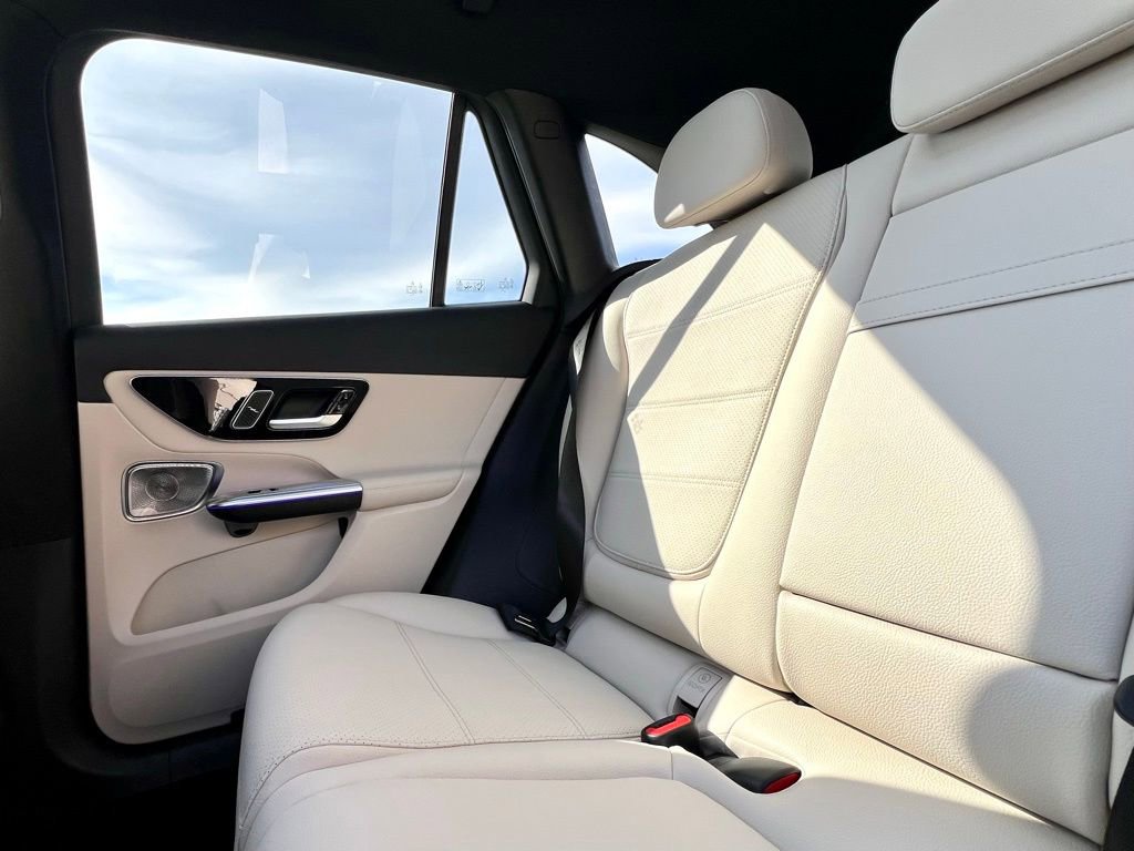 Certified 2026 Mercedes-Benz GLC 300 4MATIC image 22