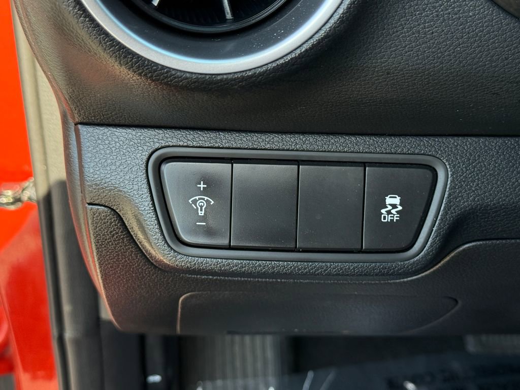 Used 2024 Kia Forte LXS image 29