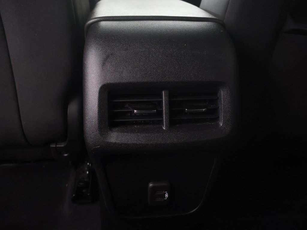 Used 2020 Chevrolet Equinox LT w/ Driver Convenience Package FWD image 46
