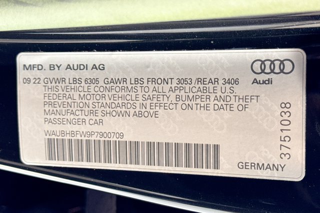 Used 2023 Audi RS e-tron GT w/ Carbon Performance Package AWD/4WD image 29