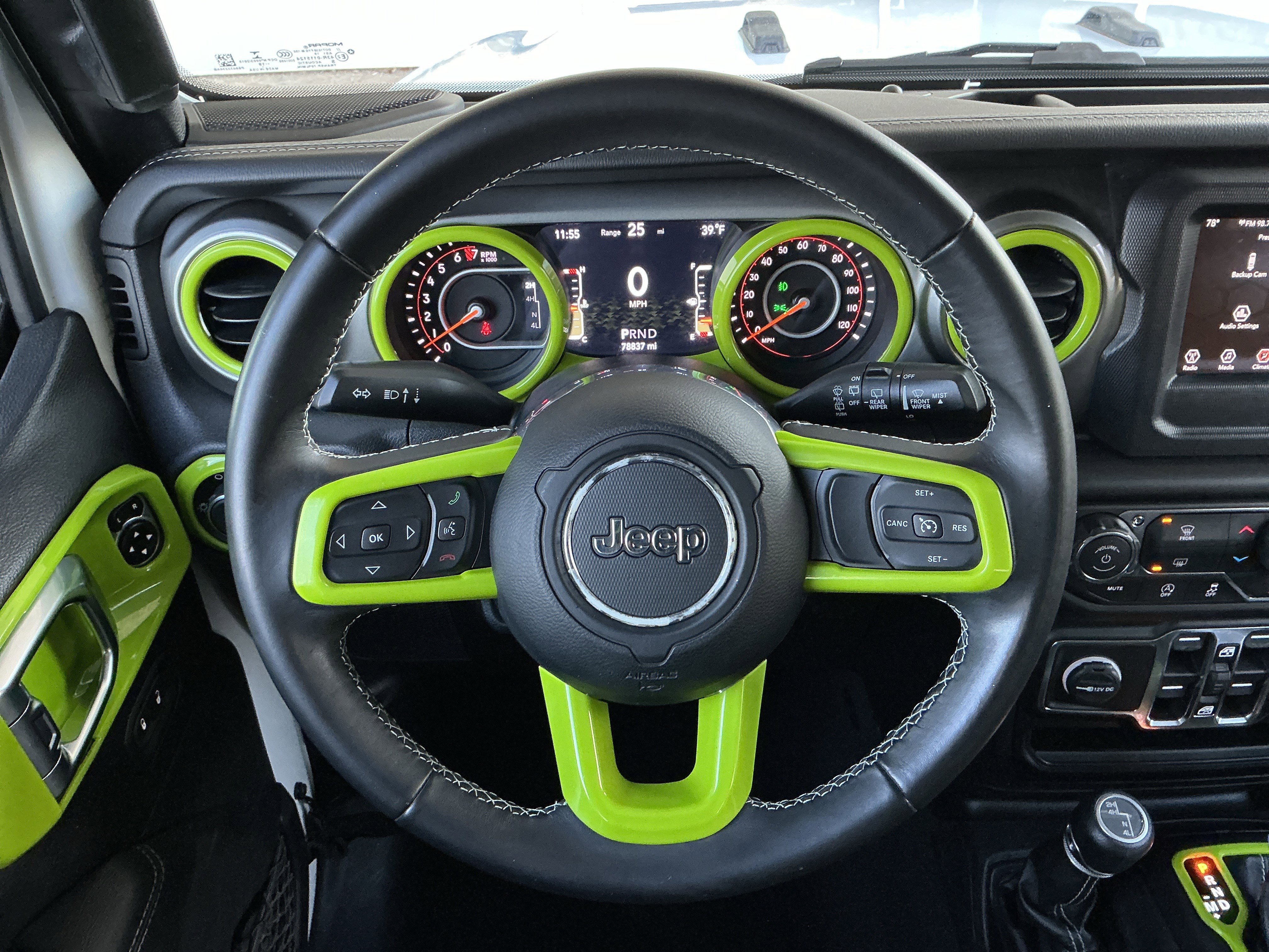 Used 2019 Jeep Wrangler Unlimited Sahara image 5