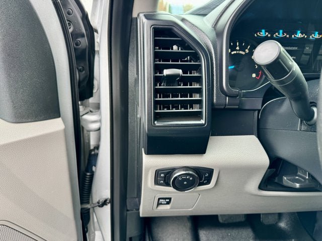 Used 2016 Ford F150 XL w/ Equipment Group 101A Mid AWD/4WD image 17