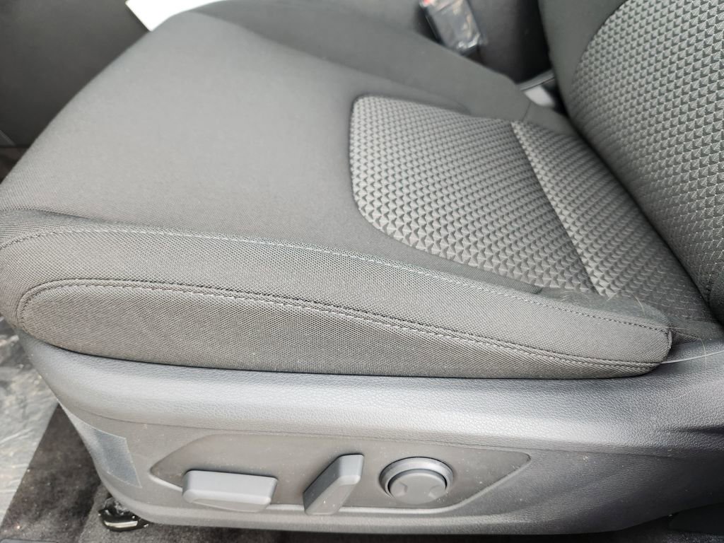 New 2026 Kia Sportage S image 9