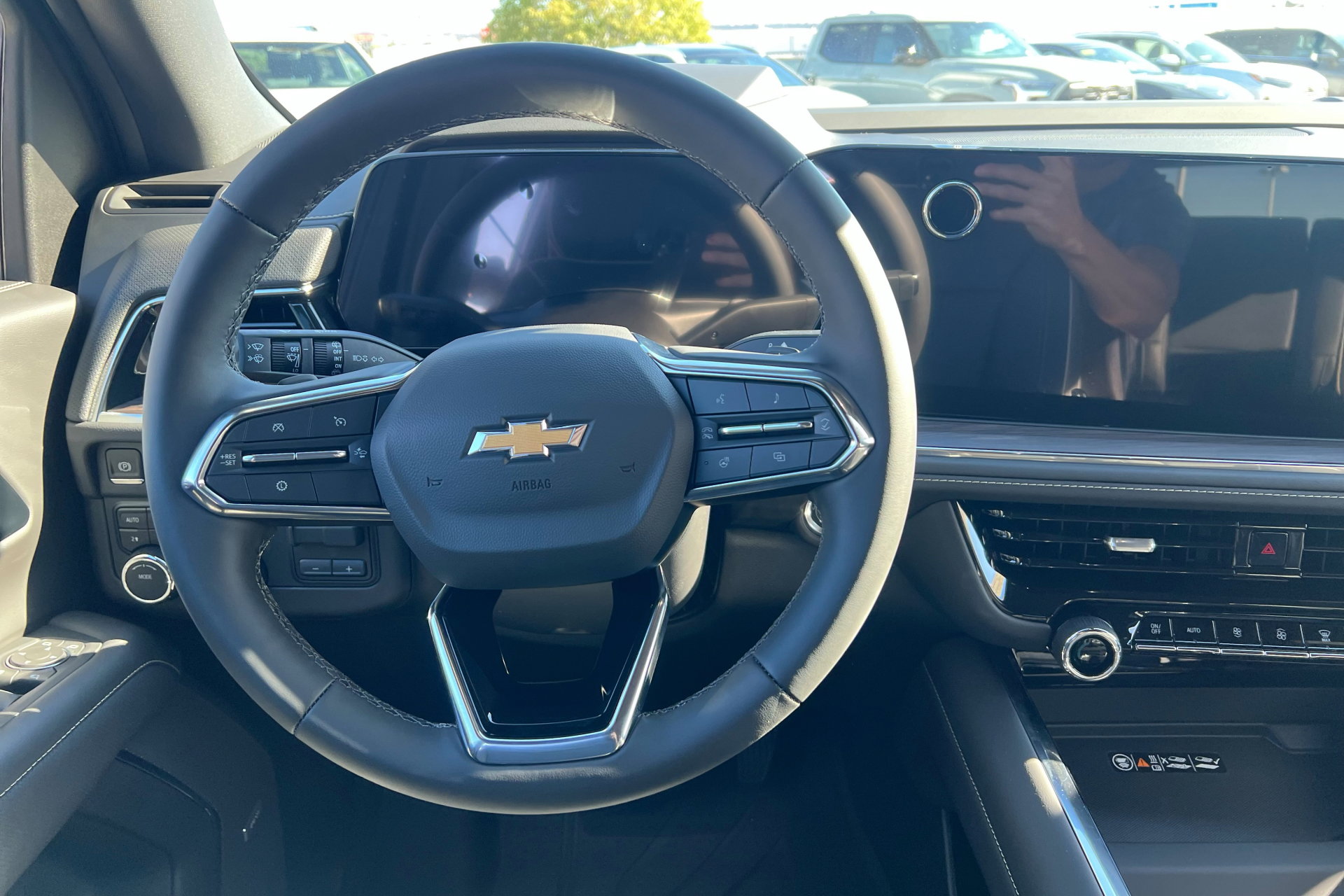 New 2026 Chevrolet Suburban Premier image 14