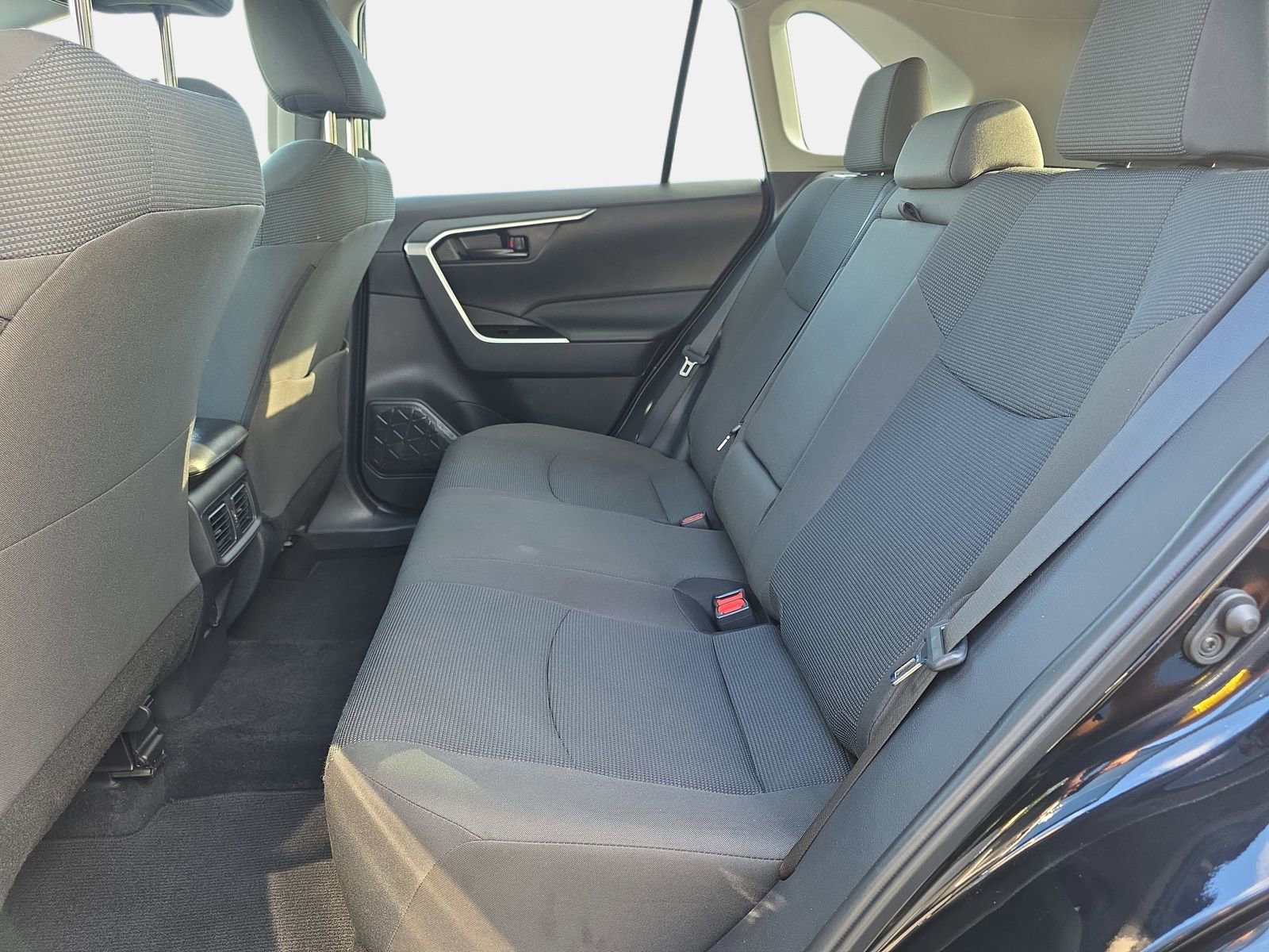 Used 2025 Toyota RAV4 LE image 13