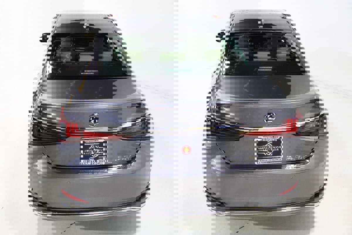 Used 2021 Lexus ES 250 w/ Premium Package image 64