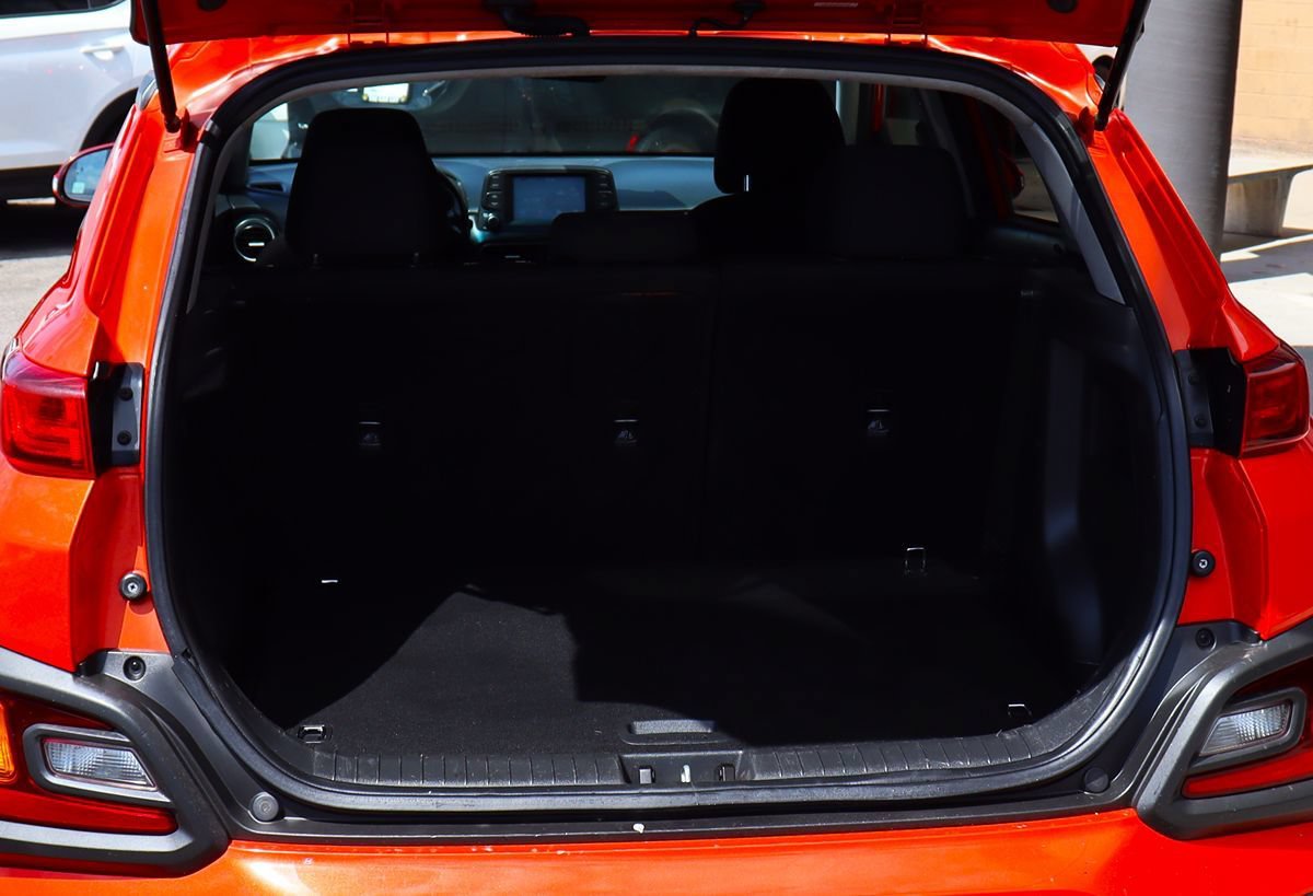 Used 2019 Hyundai Kona SEL w/ Cargo Package FWD image 24