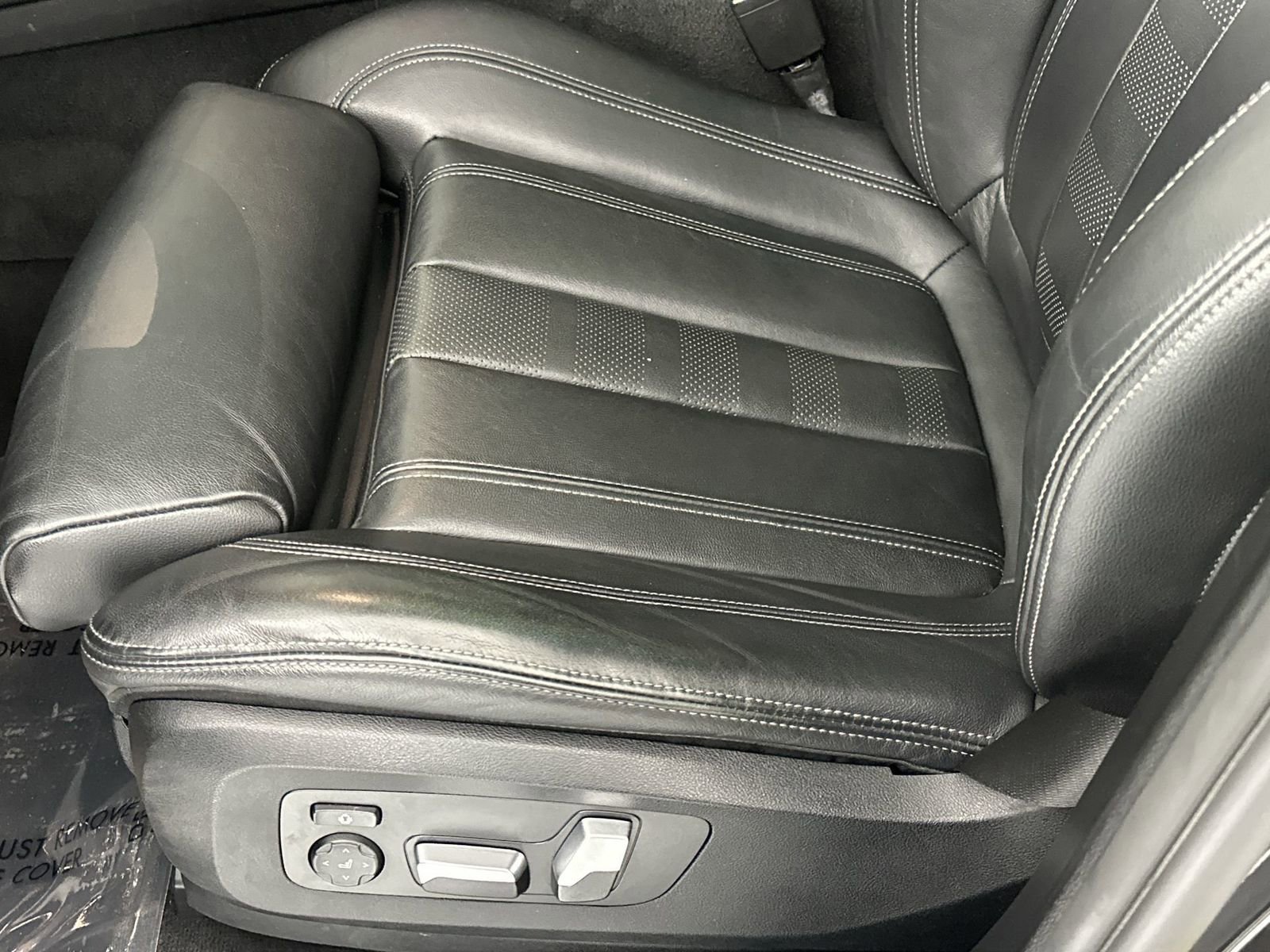 Used 2021 BMW X7 xDrive40i w/ Parking Assistance Package image 12