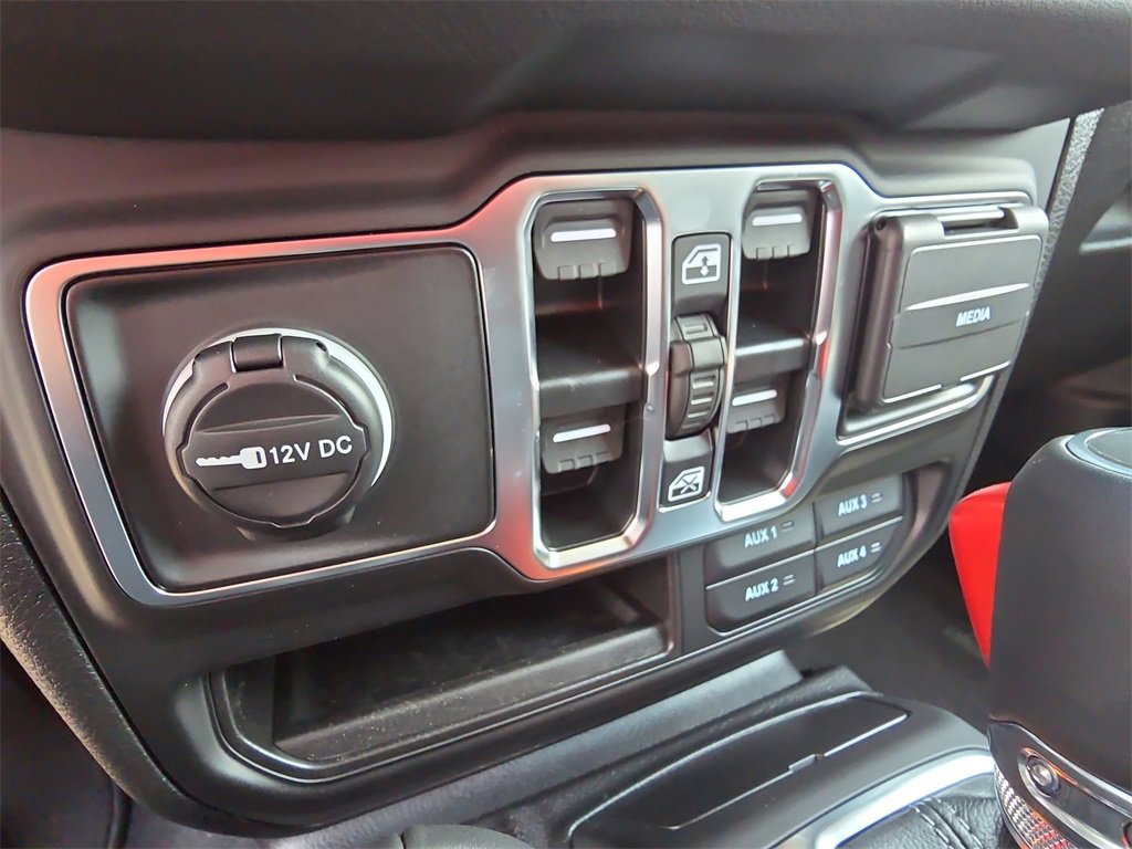 New 2025 Jeep Gladiator Sport image 27