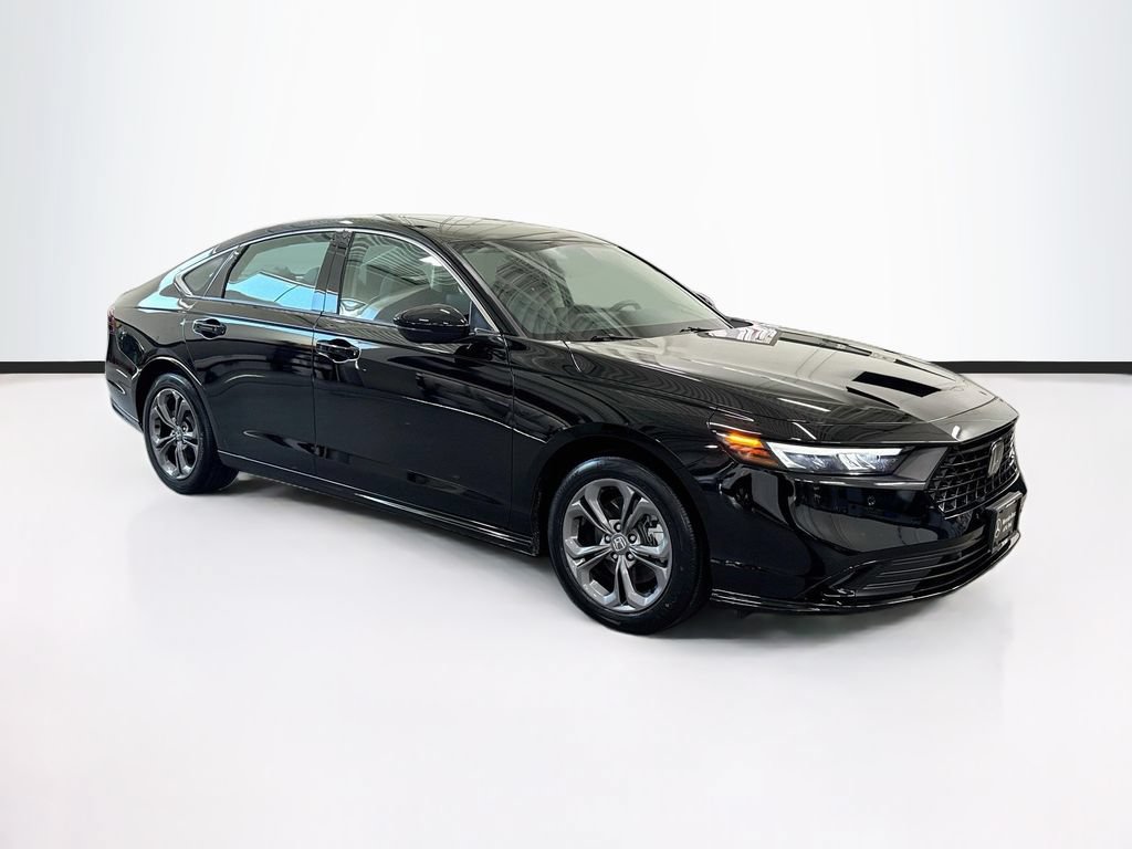 Used 2025 Honda Accord EX-L image 3