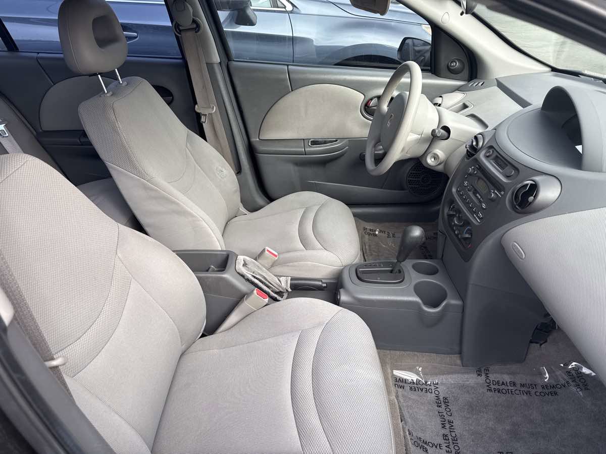Used 2003 Saturn ION Level 2 image 8