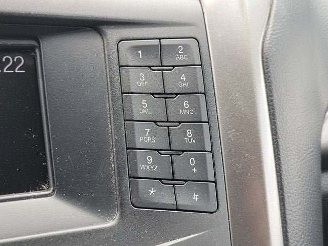 Used 2018 Ford Fusion SE FWD image 19