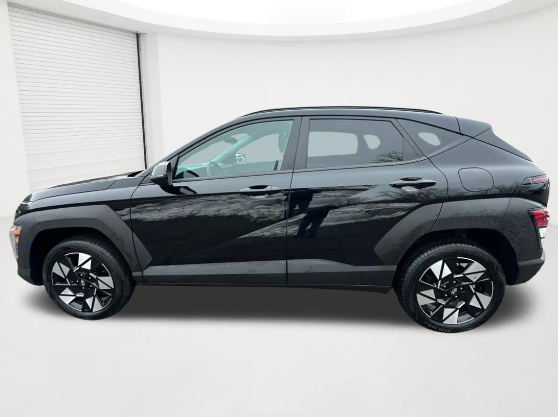 Certified 2024 Hyundai Kona SEL w/ Convenience Package image 8