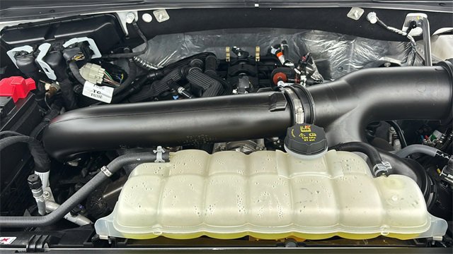 Used 2025 Ford Expedition Platinum image 33