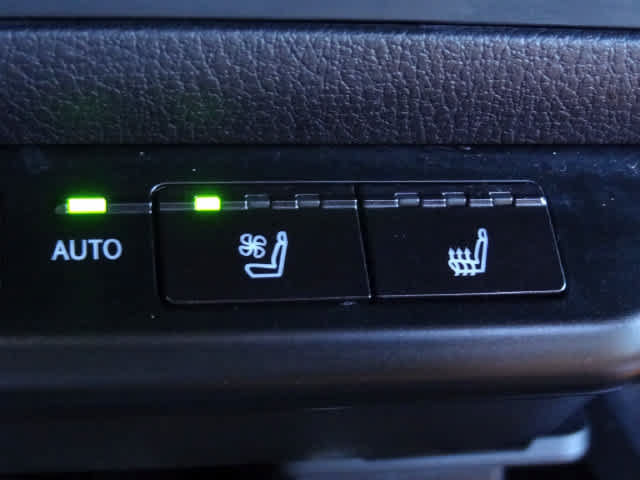 Used 2021 Lexus UX 250h w/ Premium Package AWD/4WD image 35