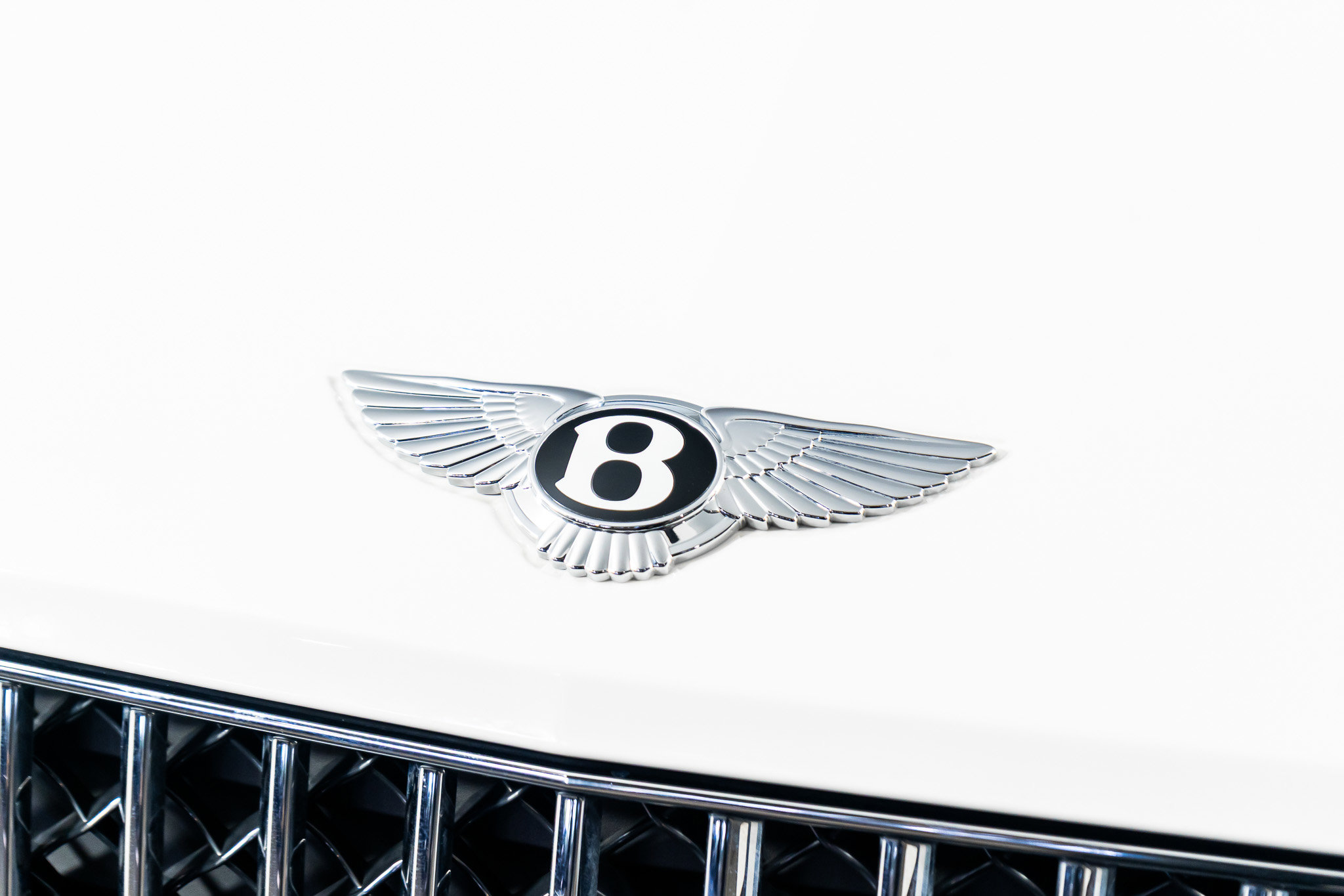 Used 2023 Bentley Bentayga Extended Wheelbase image 26