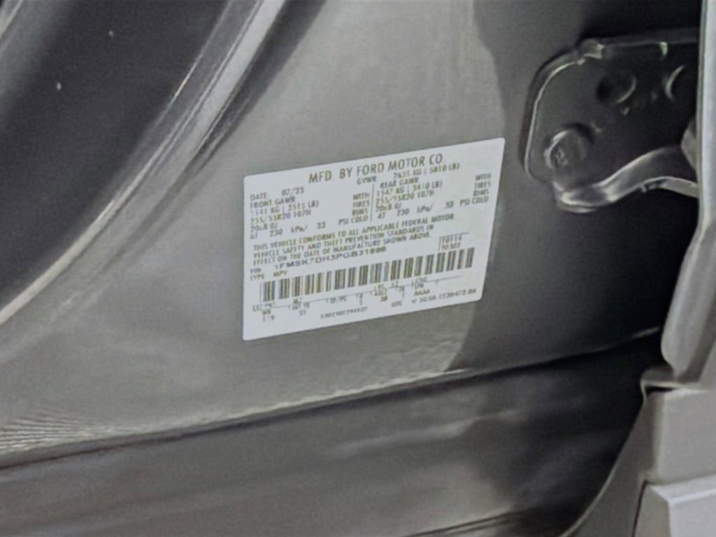 Used 2023 Ford Explorer XLT w/ Equipment Group 202A image 35