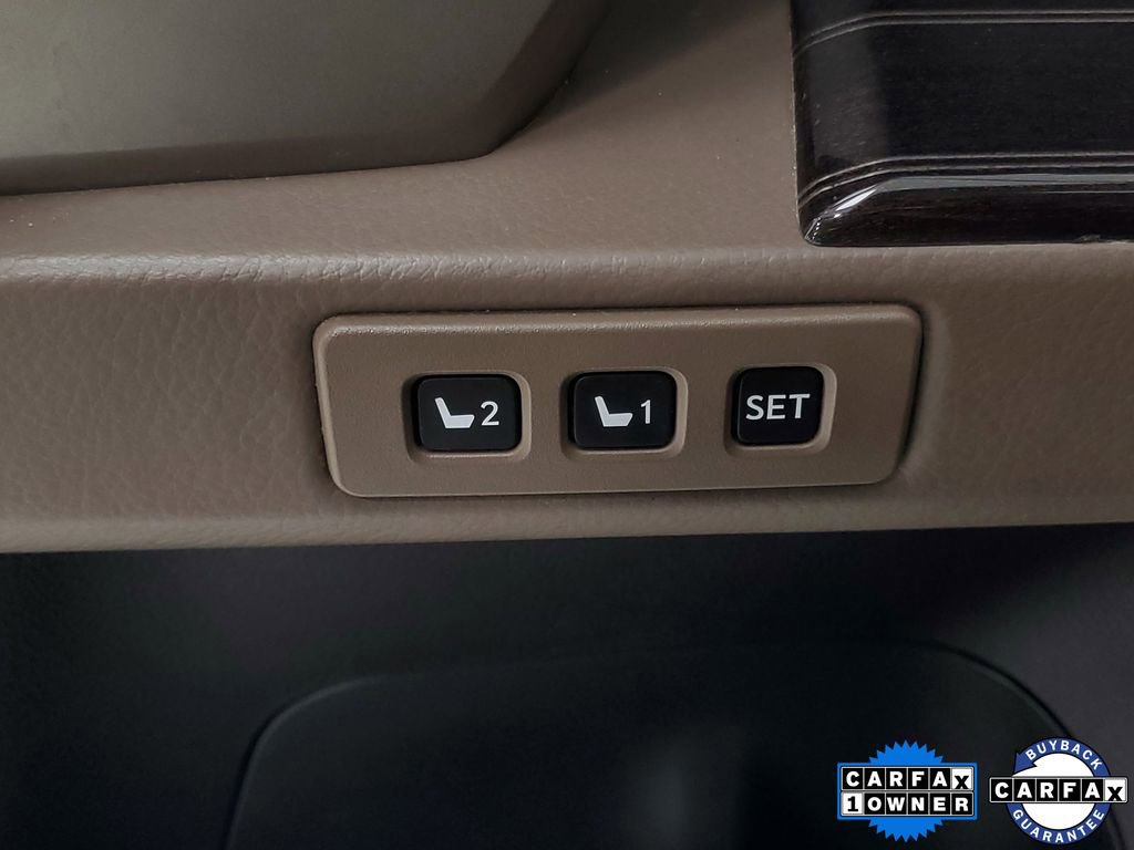 Used 2020 Lexus GX 460 Premium w/ Premium Package image 18