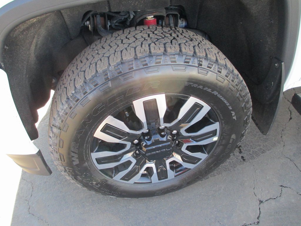 Used 2016 GMC Sierra 3500 Denali w/ Duramax Plus Package image 13