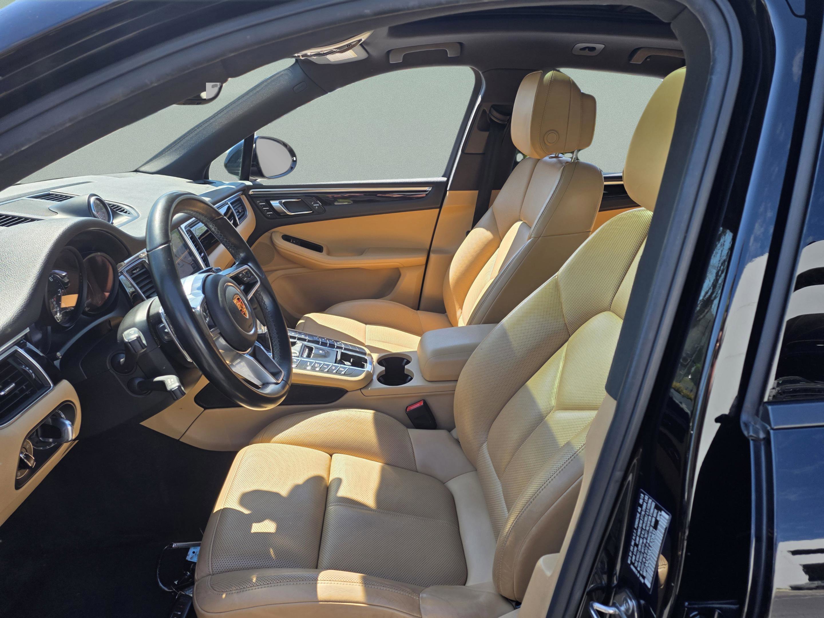 Used 2018 Porsche Macan image 33