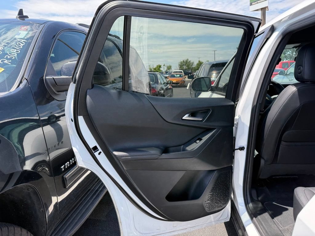Used 2026 Chevrolet Equinox LT w/ Convenience Package II AWD/4WD image 5
