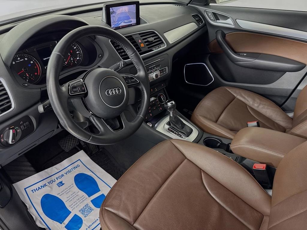 Used 2017 Audi Q3 2.0T Prestige w/ Prestige Package AWD/4WD image 11