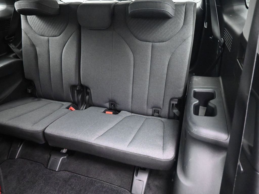 Used 2023 Hyundai Palisade SE w/ Cargo Package image 24
