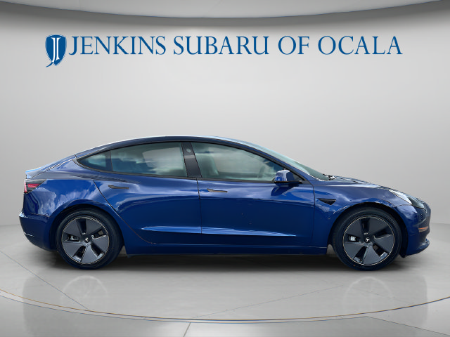 Used 2023 Tesla Model 3 Standard Range RWD image 2
