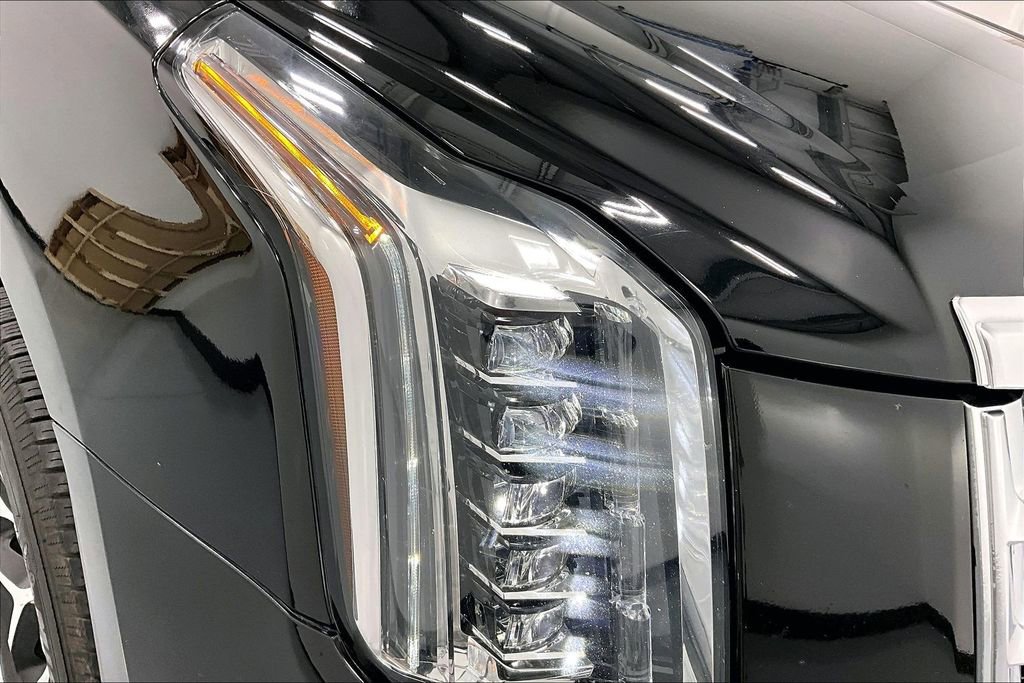 Used 2019 Cadillac Escalade ESV Luxury image 39