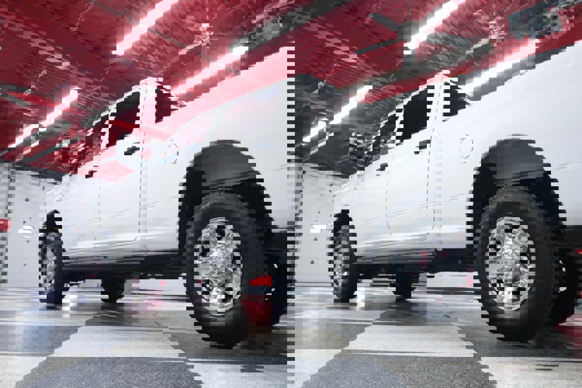 Used 2024 RAM 3500 Tradesman w/ Chrome Appearance Group image 35