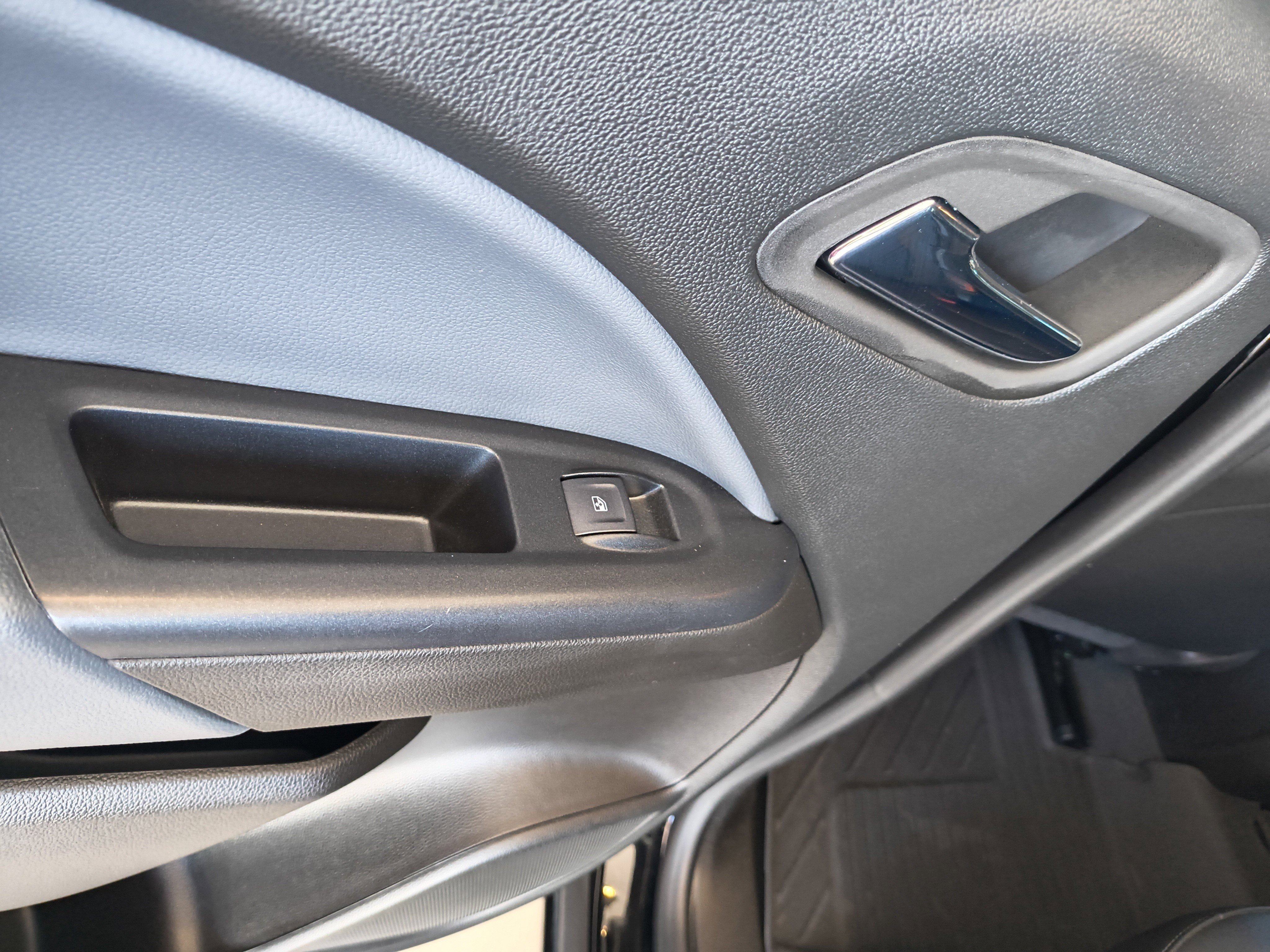 Used 2022 Chevrolet Colorado Z71 image 9