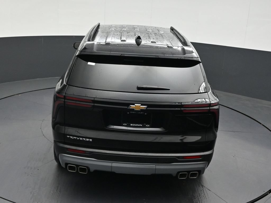 Used 2026 Chevrolet Traverse LT FWD image 21