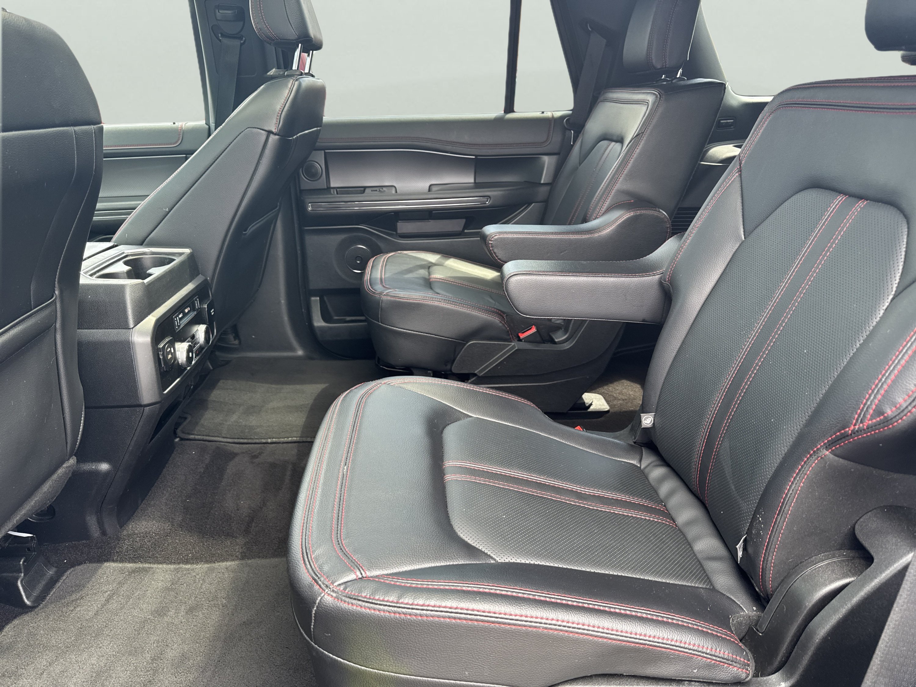 Used 2021 Ford Expedition Limited AWD/4WD image 28