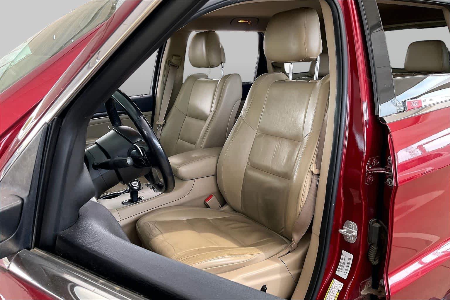 Used 2015 Jeep Grand Cherokee Limited AWD/4WD image 8