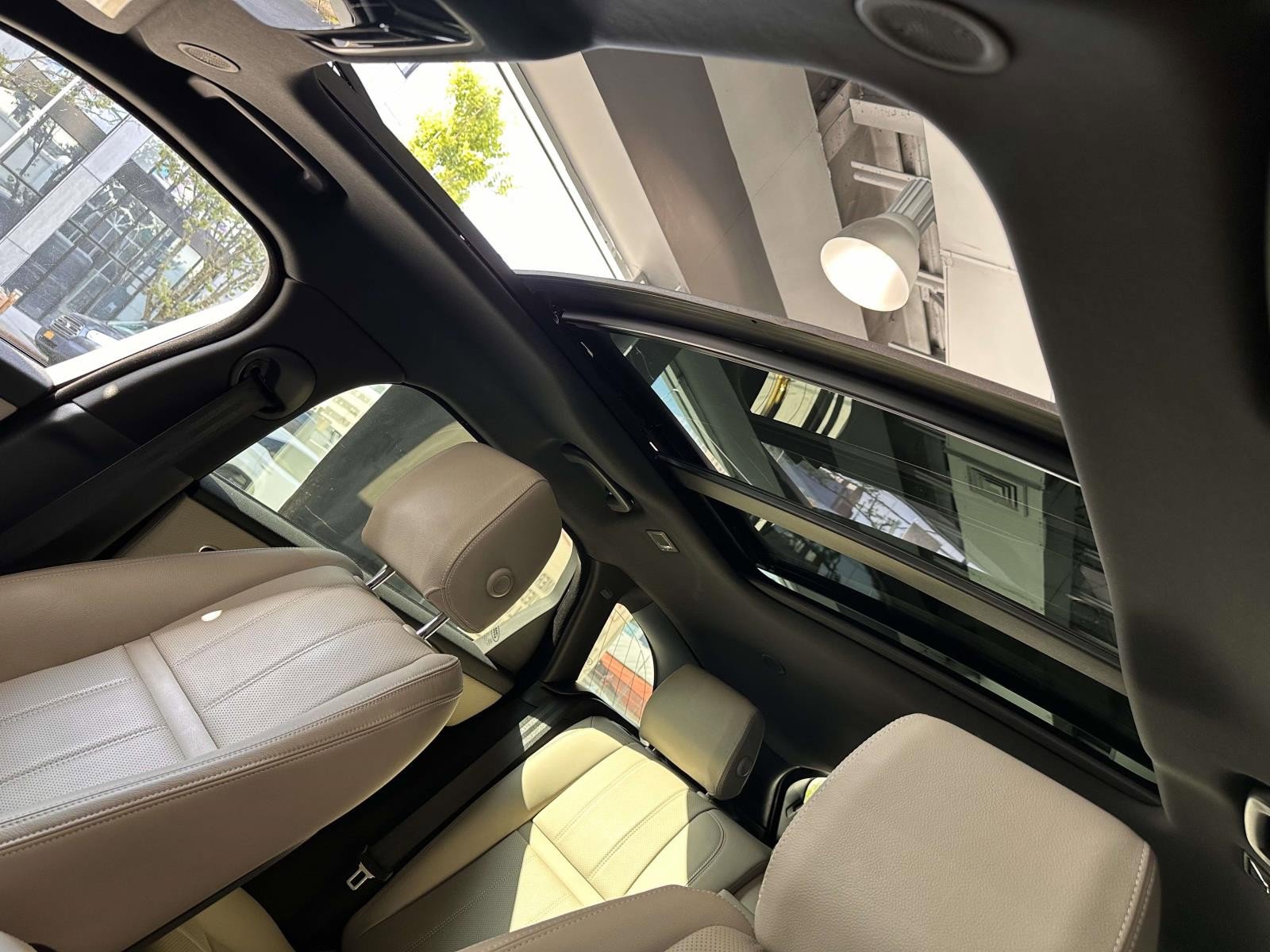 Used 2023 Land Rover Range Rover Velar S AWD/4WD image 13