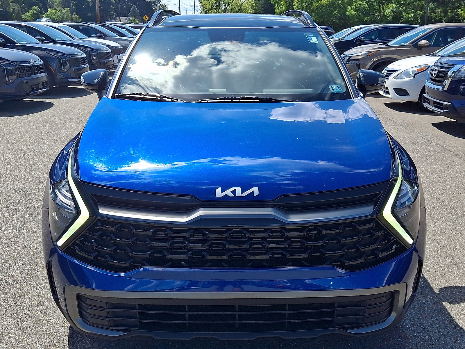 Used 2023 Kia Sportage X-Line w/ X-Line Premium Package AWD/4WD image 2