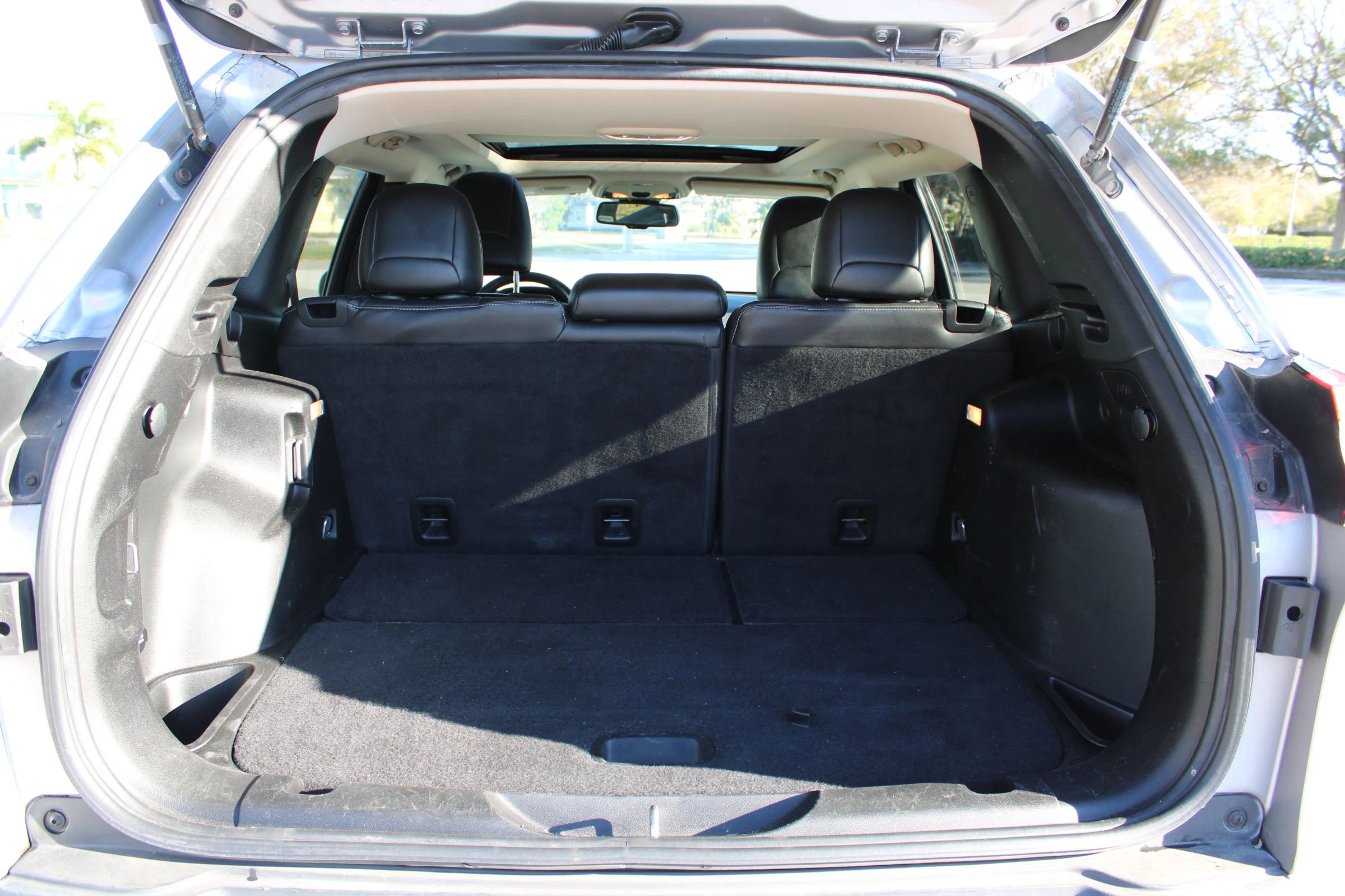 Used 2014 Jeep Cherokee Limited image 15