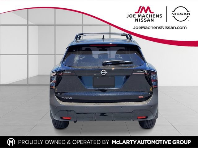 New 2026 Nissan Kicks SR FWD image 5