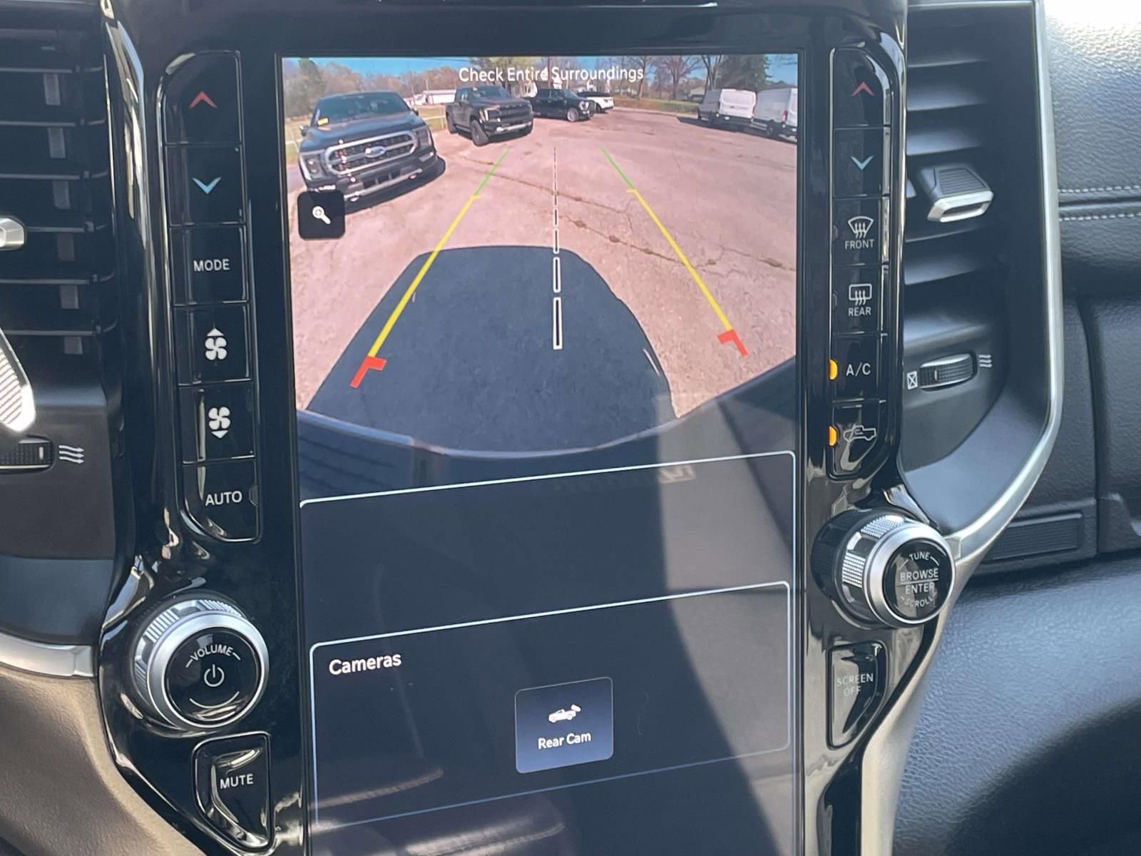 Used 2024 RAM 2500 Laramie w/ Safety Group image 20