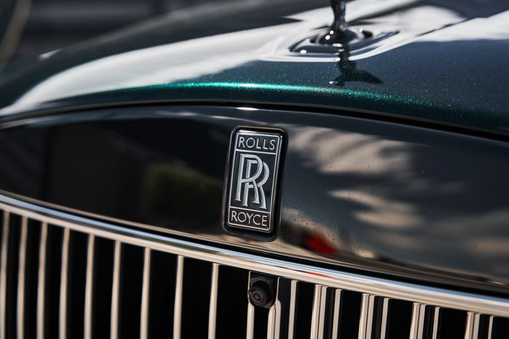Used 2026 Rolls-Royce Cullinan Black Badge AWD/4WD image 9