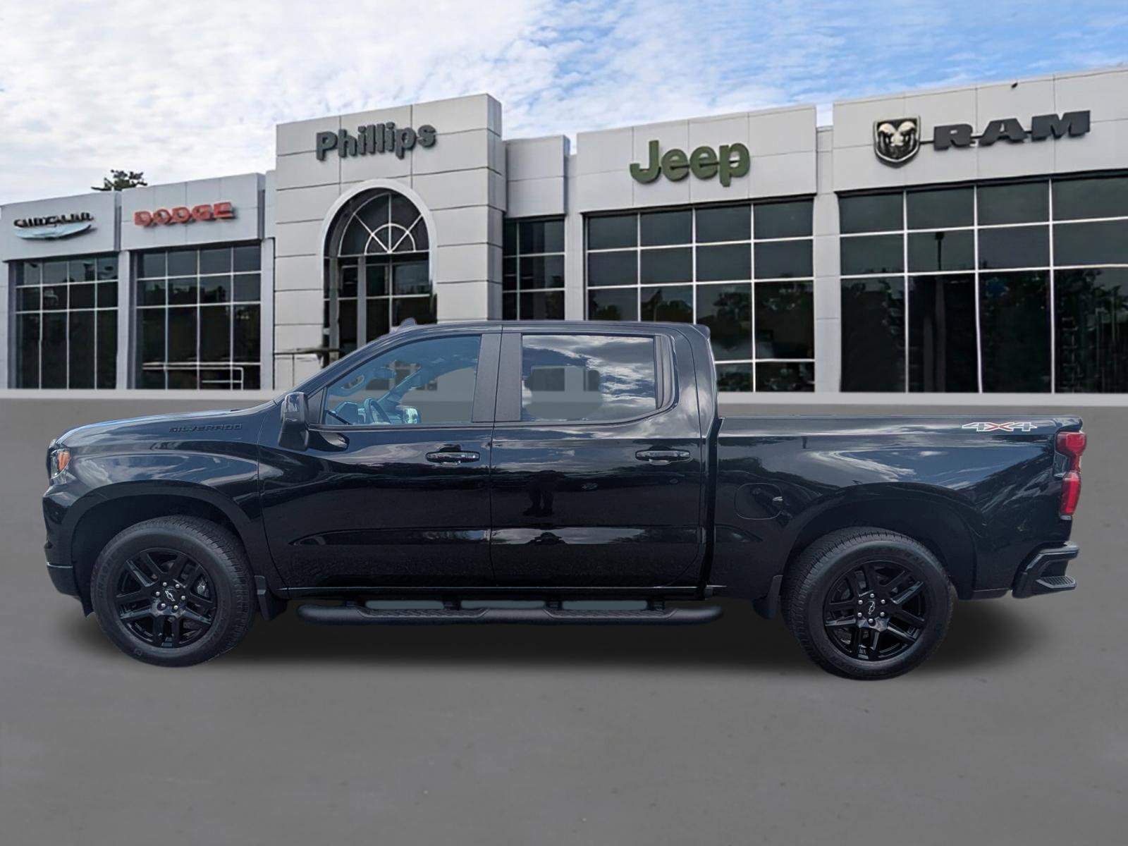 Used 2024 Chevrolet Silverado 1500 RST w/ Rally Edition AWD/4WD image 7