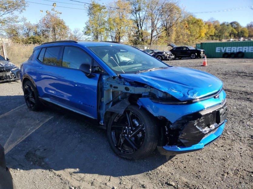 Used 2025 Chevrolet Equinox EV RS