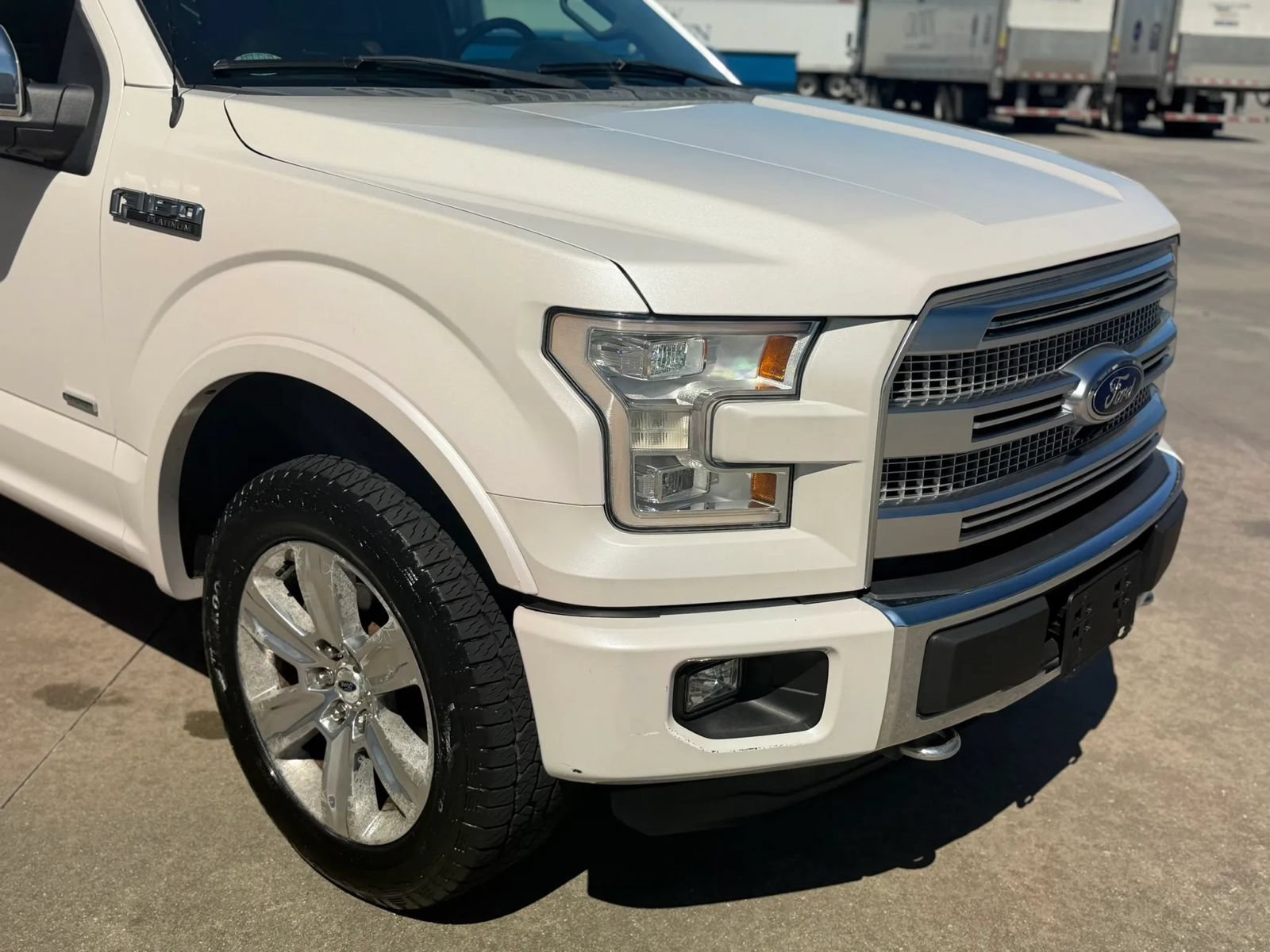 Used 2016 Ford F150 Platinum w/ Equipment Group 701A Luxury AWD/4WD image 5