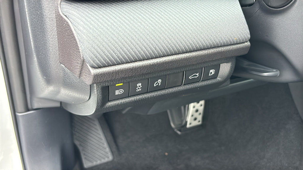 Used 2026 Toyota Camry SE w/ Convenience Package FWD image 15