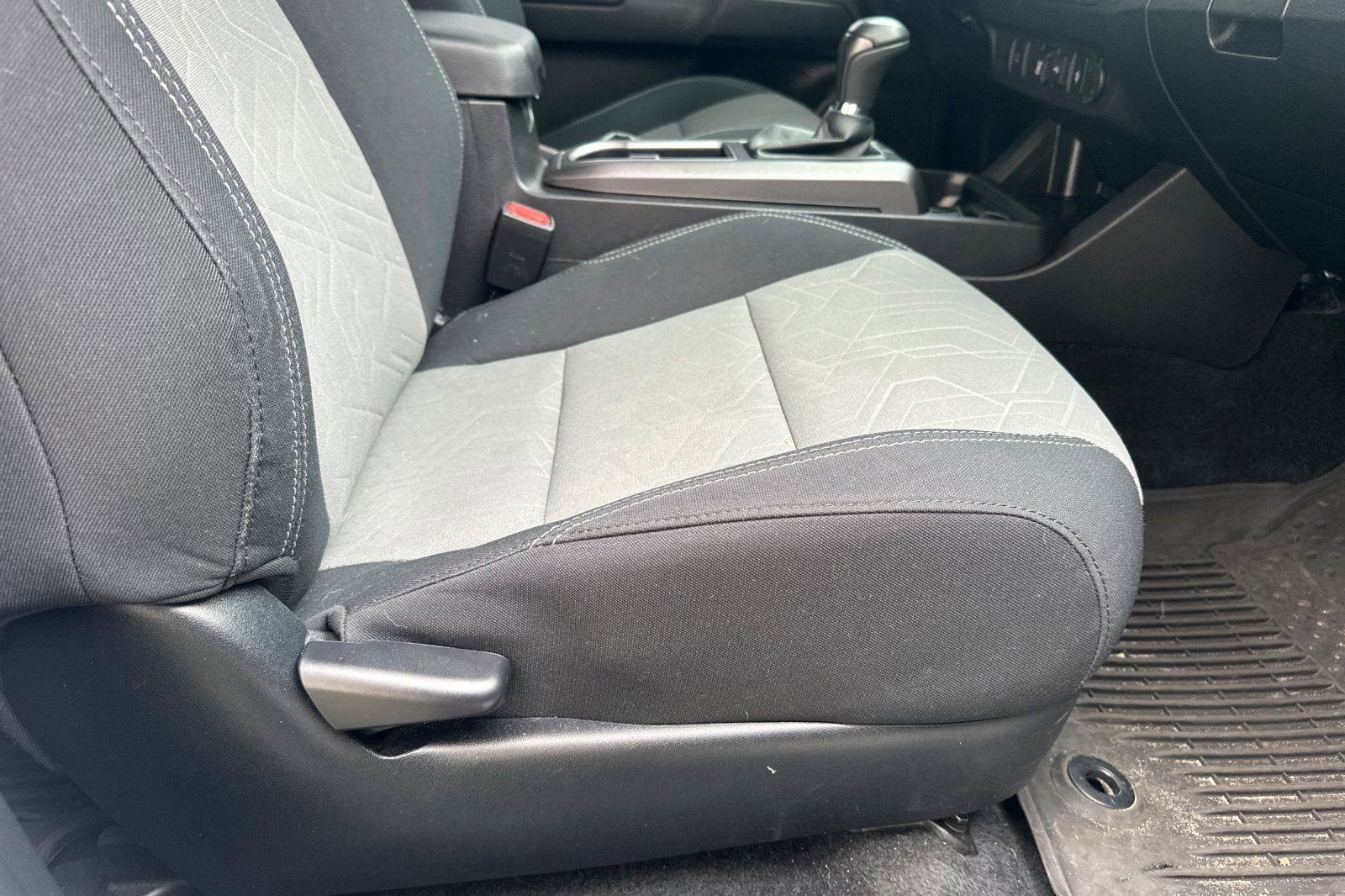 Used 2023 Toyota Tacoma TRD Off-Road image 21