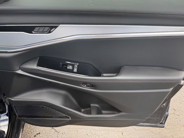 Used 2024 Jeep Wagoneer Launch Edition image 13