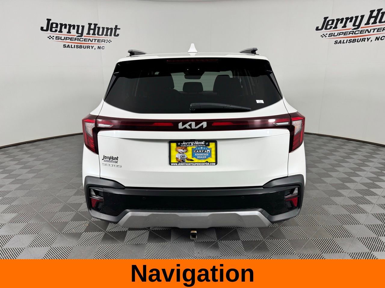 Used 2025 Kia Seltos EX w/ EX Sunroof Package image 8