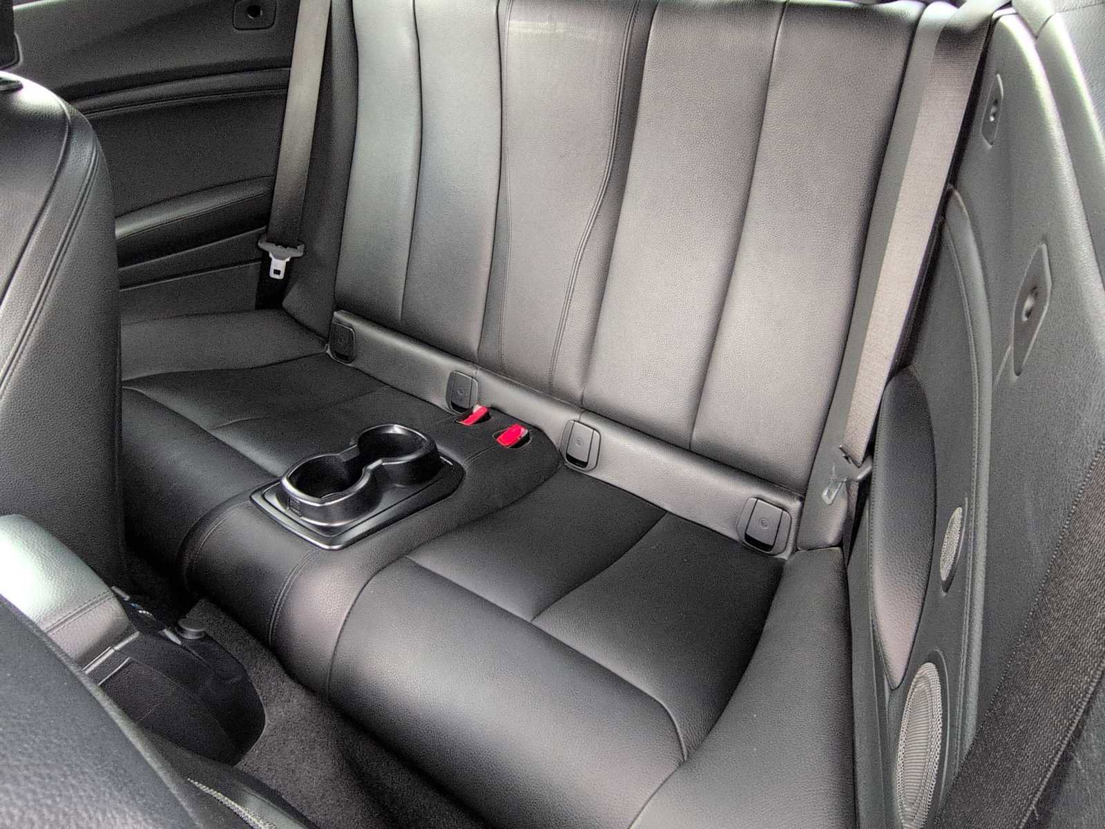 Used 2017 BMW 230i xDrive Convertible image 19