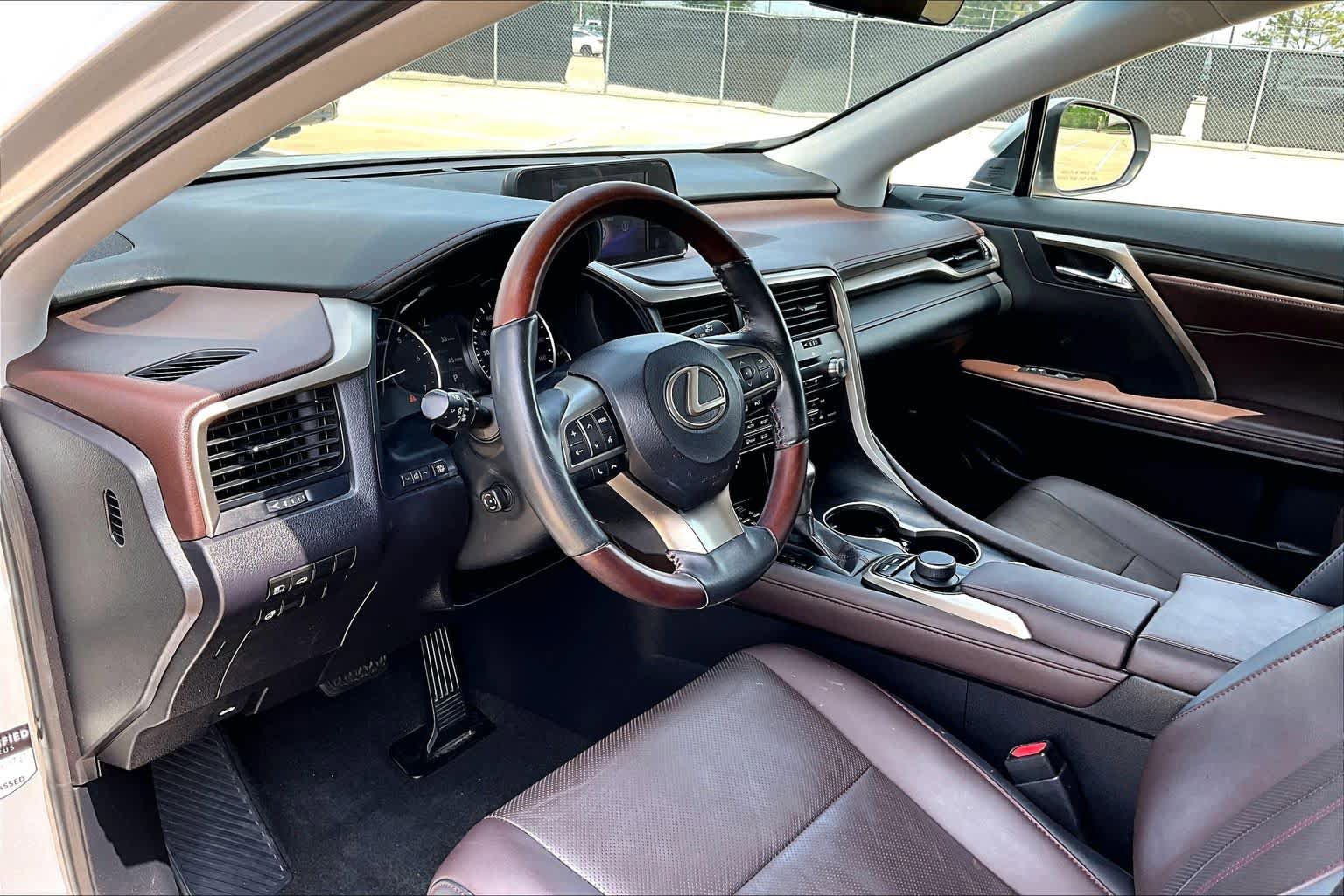Used 2019 Lexus RX 350 FWD w/ Premium Package image 17